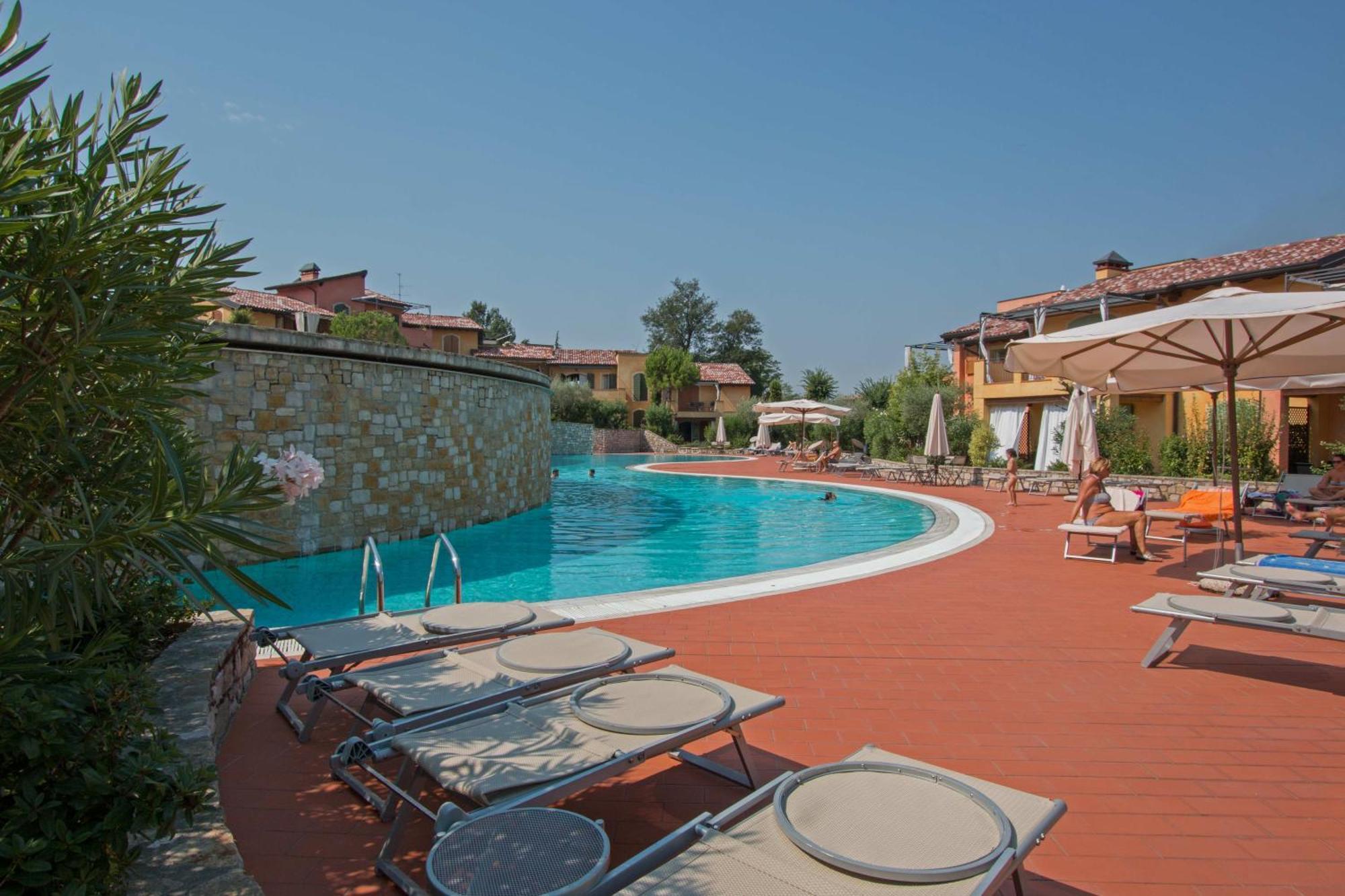 Borgo Del Torchio Apartments By Wonderful Italy 马内尔巴 外观 照片
