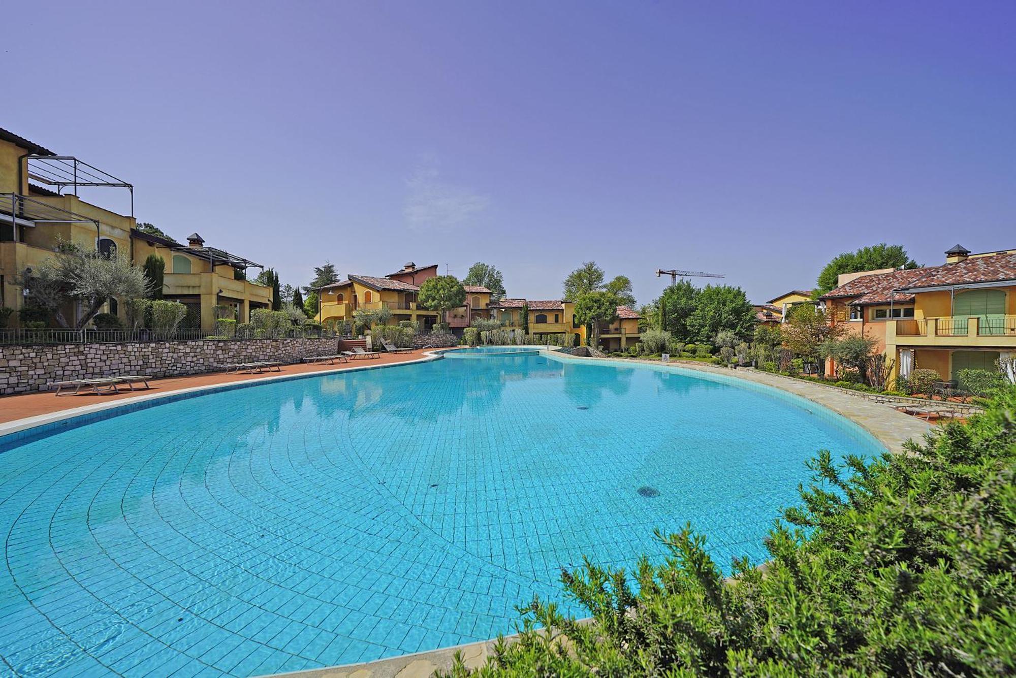 Borgo Del Torchio Apartments By Wonderful Italy 马内尔巴 外观 照片