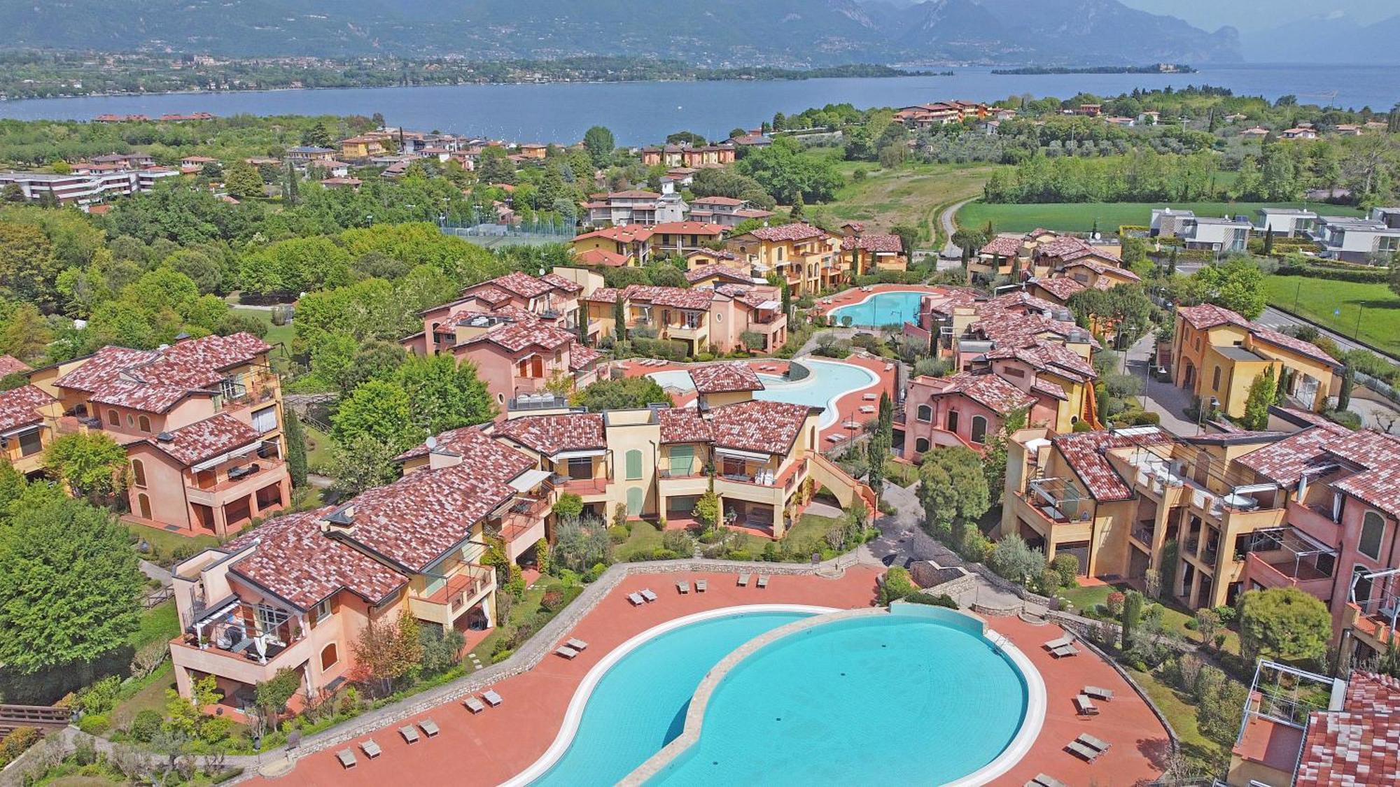 Borgo Del Torchio Apartments By Wonderful Italy 马内尔巴 外观 照片