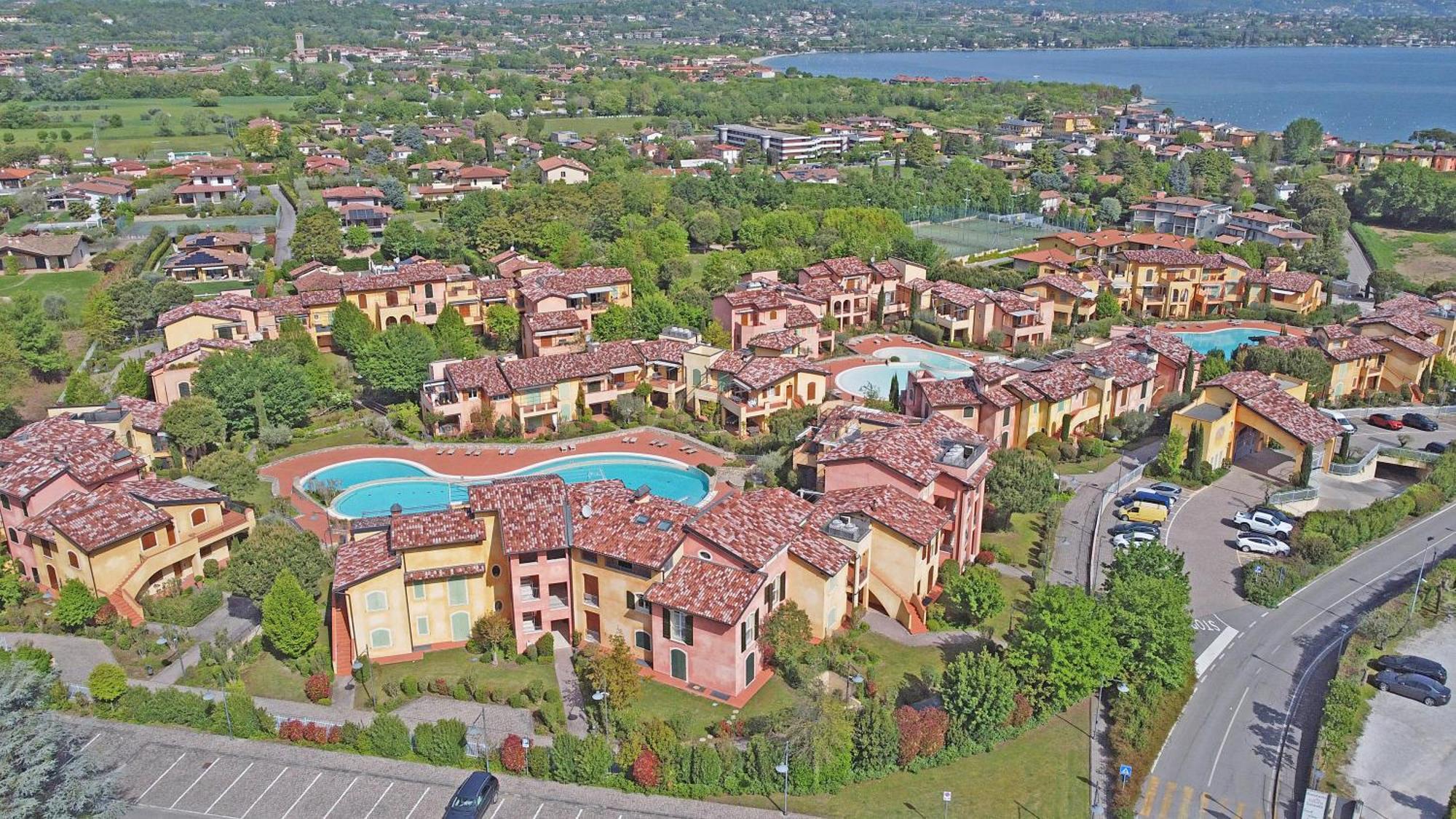 Borgo Del Torchio Apartments By Wonderful Italy 马内尔巴 外观 照片